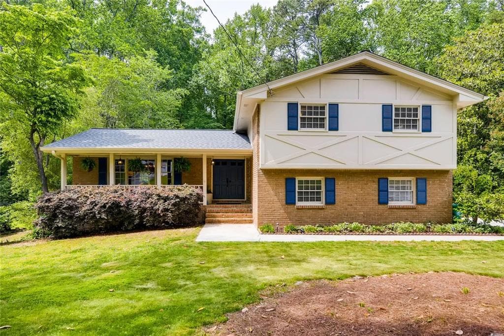 4 bedroom, 2,675 sq ft single family residence sold at 3570 Hidden Acres Drive, Atlanta, GA 30340