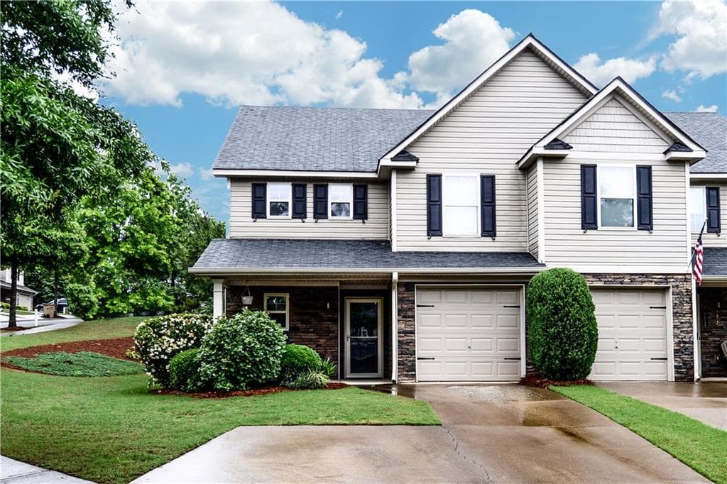 3 bedroom, 1,382 sq ft townhouse sold at 109 Cypress Court, Canton, GA 30115