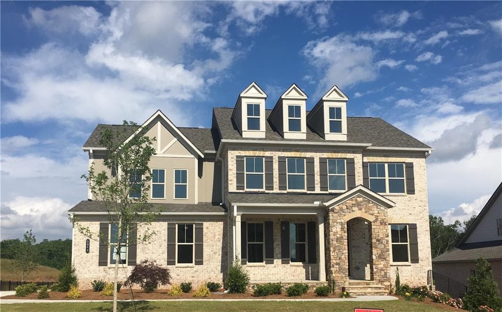 5 bedroom, 3,004 sq ft single family residence sold at 5950 Meyers Park, Suwanee, GA 30024