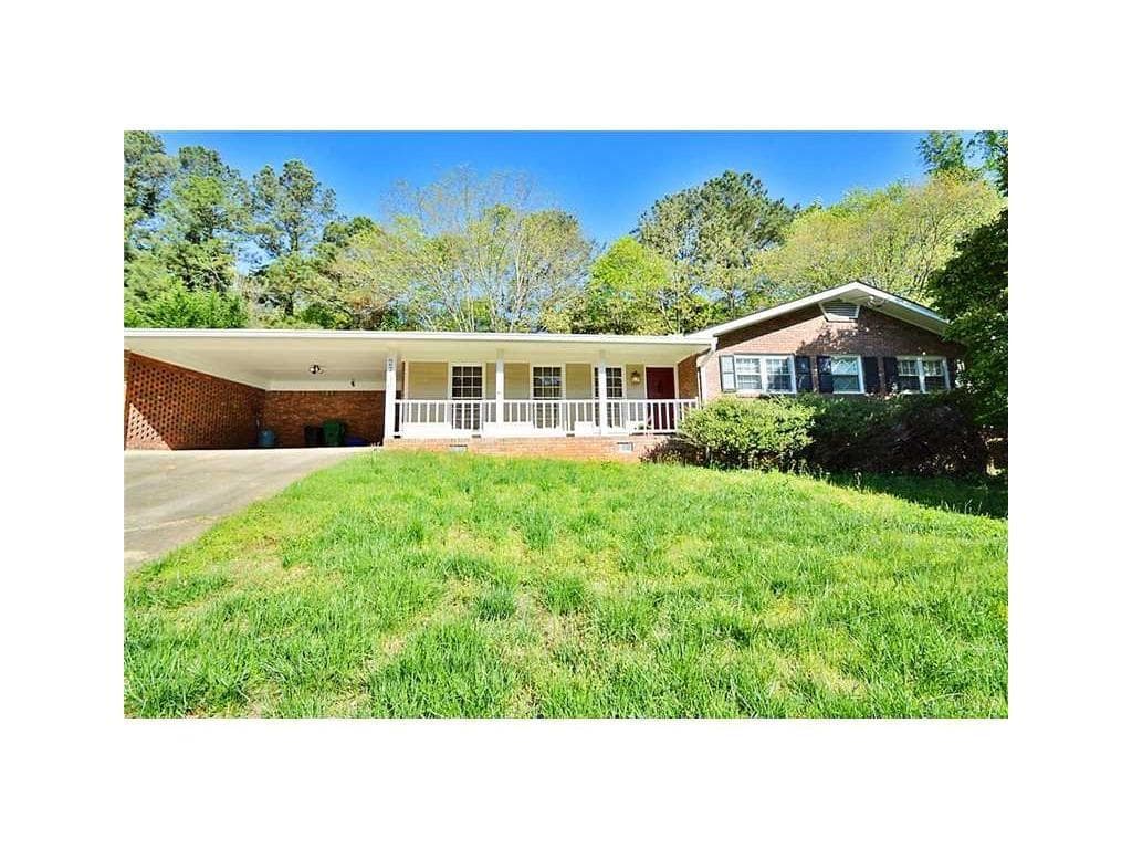 3 bedroom, 1,772 sq ft single family residence sold at 2740 Millwood Court, Decatur, GA 30033