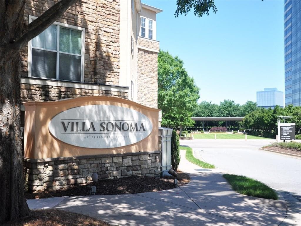 1 bedroom, 648 sq ft condominium sold at 10 Perimeter Summit Boulevard 2402, Brookhaven, GA 30319