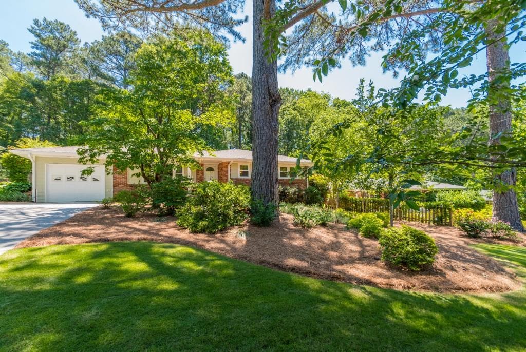 1639 Moncrief Circle, Decatur, GA 30033 — most recent listing photo