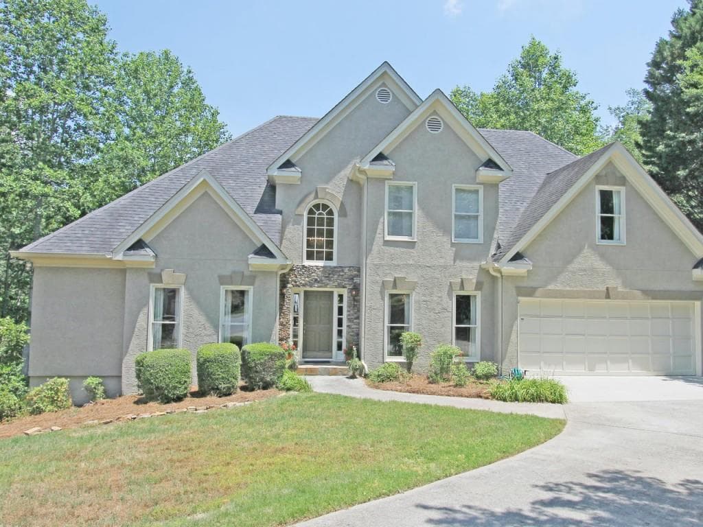 5 bedroom, 4,974 sq ft single family residence sold at 3612 Hampstead Lane, Roswell, GA 30075