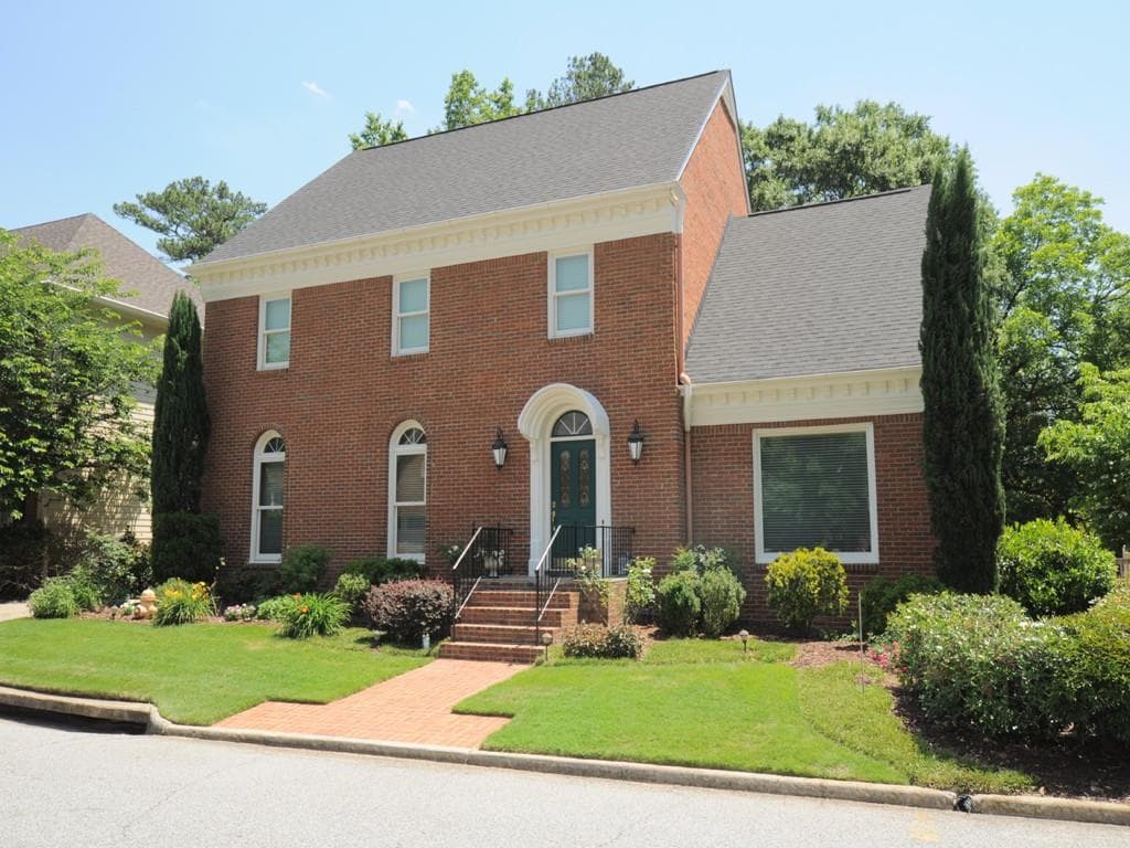 4 bedroom, 3,320 sq ft single family residence sold at 1535 Sheridan Walk, Atlanta, GA 30324