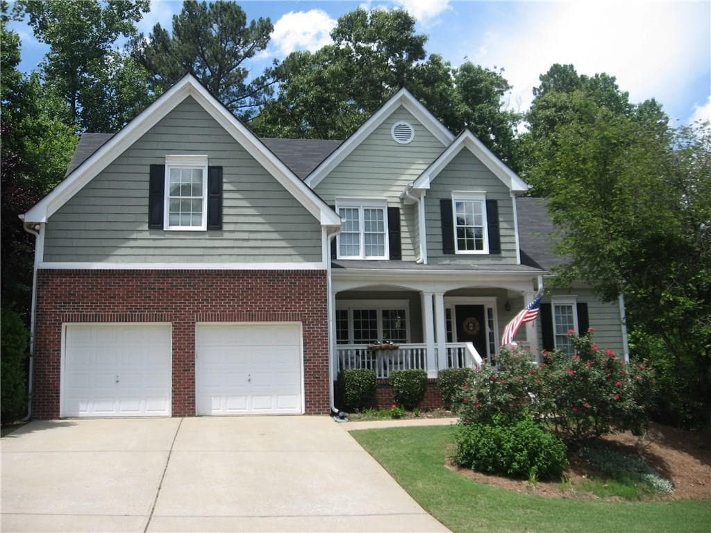 4 bedroom, 2,211 sq ft single family residence sold at 1025 Elsberry Drive, Woodstock, GA 30189