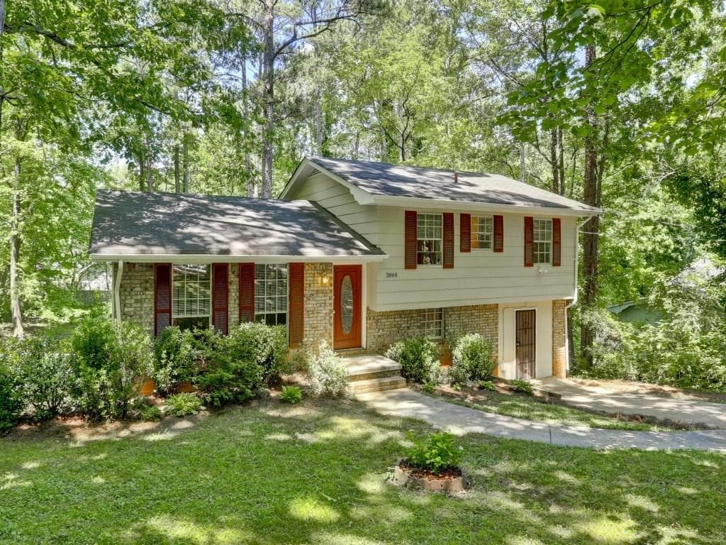 2860 Eastwood Drive, Decatur, GA 30032 — most recent listing photo
