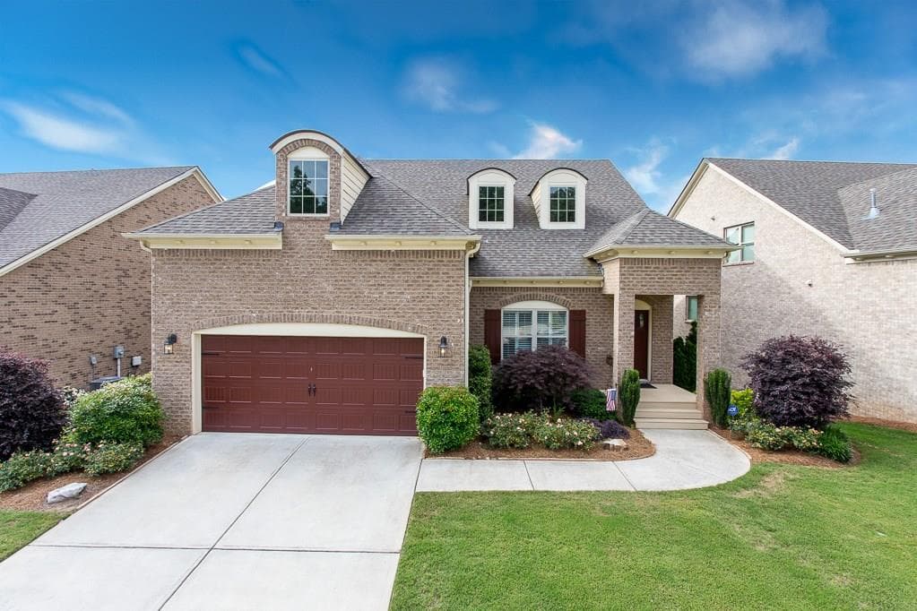 3 bedroom, 2,201 sq ft single family residence sold at 122 Meridian Drive, Woodstock, GA 30188