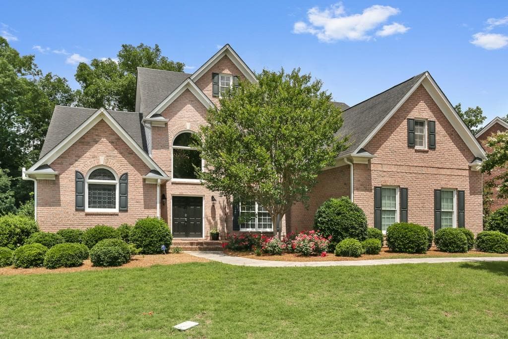 425 Trowgate Lane, Sandy Springs, GA 30350 — most recent listing photo