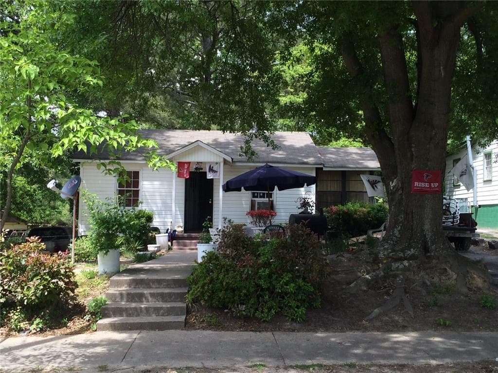 3 bedroom, 936 sq ft single family residence sold at 2279 Carver Drive, Atlanta, GA 30314