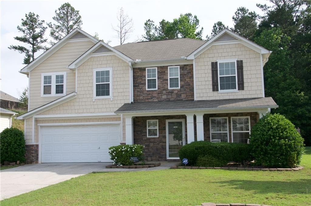 3 bedroom, 3,086 sq ft single family residence sold at 320 Waterford Trail, Atlanta, GA 30331