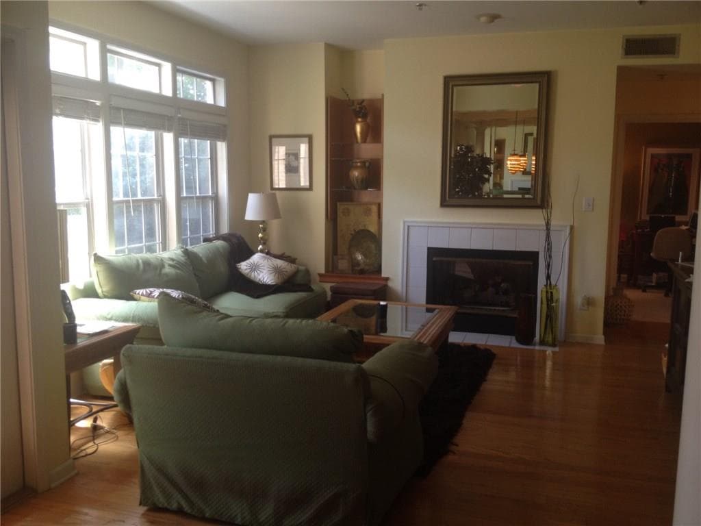 220 Renaissance Parkway 2218, Atlanta, GA 30308 — most recent listing photo