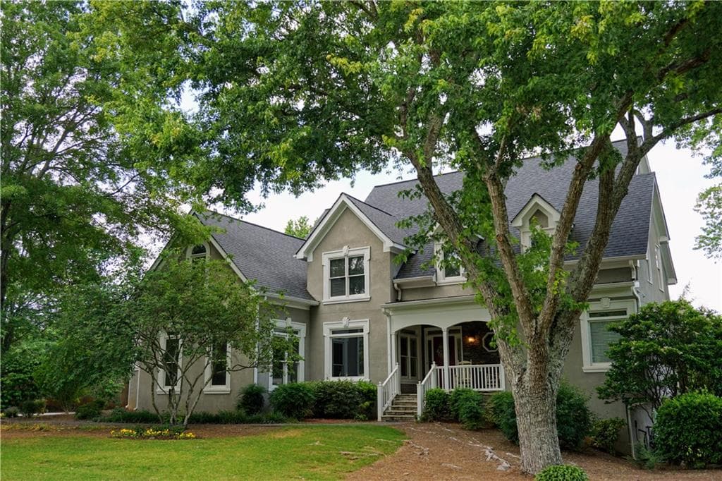 5 bedroom, 3,286 sq ft single family residence sold at 145 Brighton Circle, Alpharetta, GA 30004