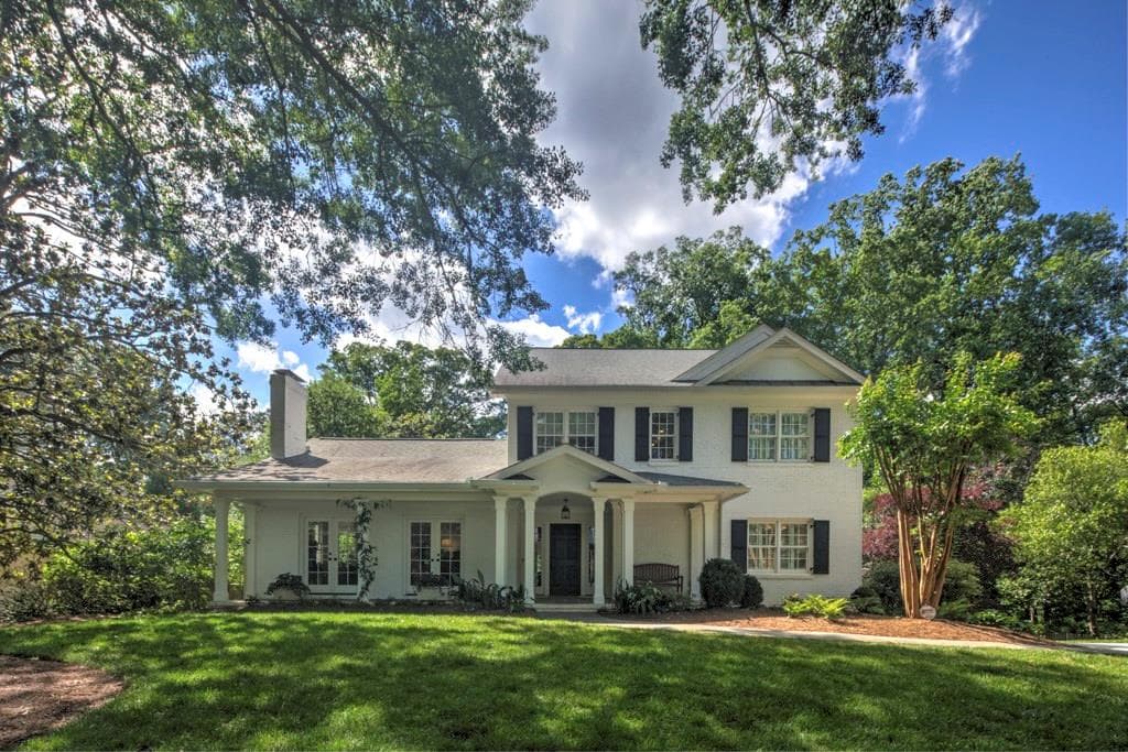 5 bedroom single family residence sold at 2772 Dover Road, Atlanta, GA 30327