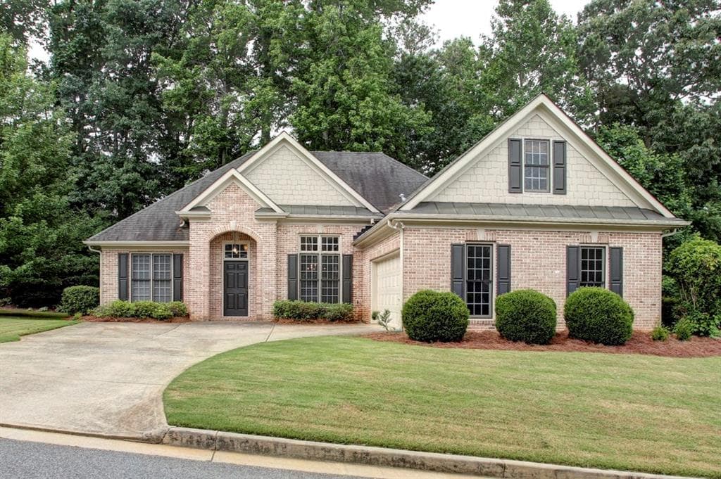 4 bedroom, 2,120 sq ft single family residence sold at 105 Peregrine Way, Kennesaw, GA 30144