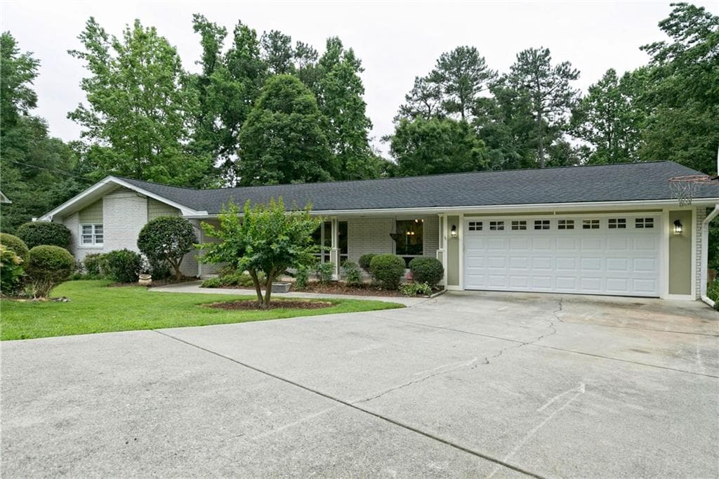 2060 Luray Court, Dunwoody, GA 30338 — most recent listing photo