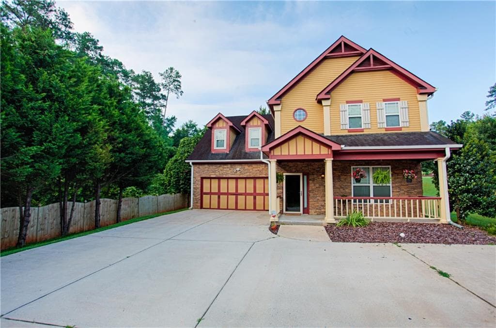 4 bedroom, 1,952 sq ft single family residence sold at 3420 Fairburn Road, Atlanta, GA 30331