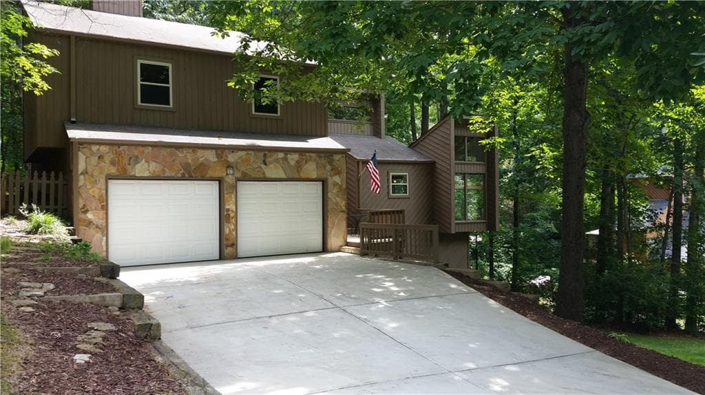 3660 Southpoint Court, Marietta, GA 30062 — most recent listing photo