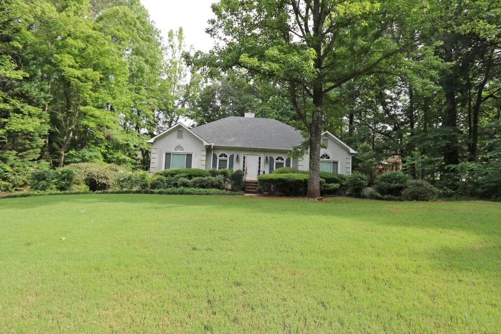 4 bedroom, 3,364 sq ft single family residence sold at 5120 Hyatt Drive, Acworth, GA 30101
