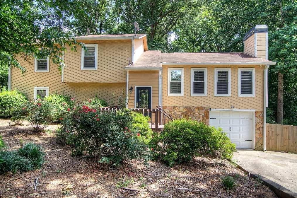2667 Kellogg Creek Road, Acworth, GA 30102 — most recent listing photo