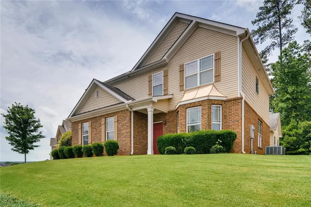 4 bedroom, 2,529 sq ft single family residence sold at 3411 Village Park Lane, Atlanta, GA 30331