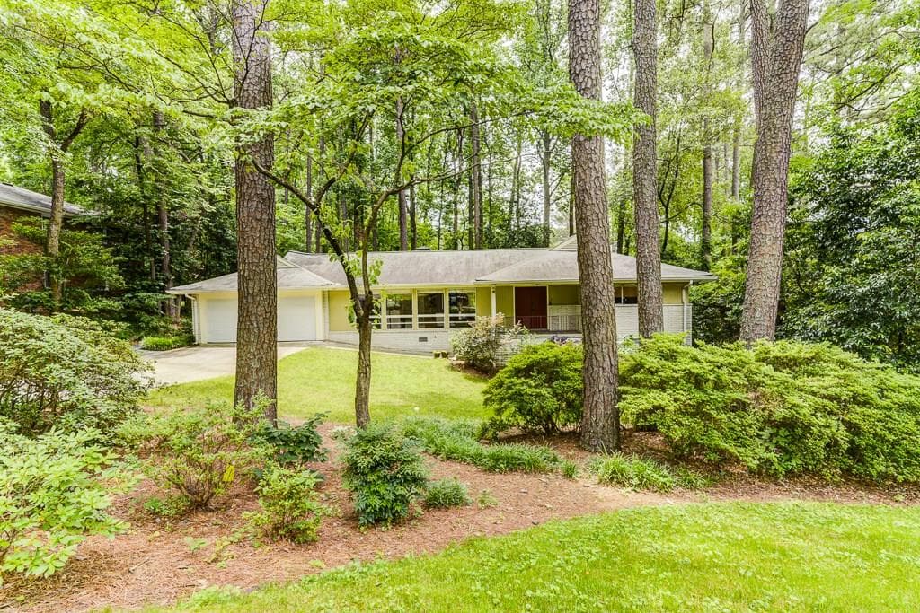 3 bedroom, 2,076 sq ft single family residence sold at 2374 Sherbrooke Drive, Atlanta, GA 30345