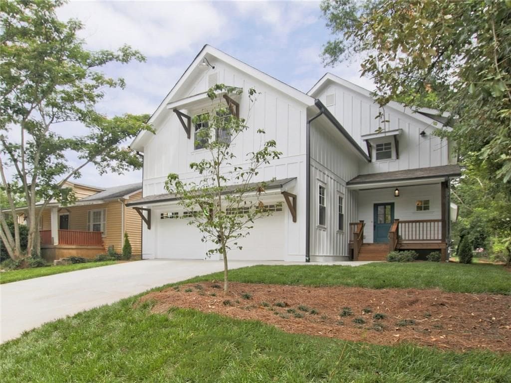 4 bedroom, 2,600 sq ft single family residence sold at 1370 Sargent Avenue, Atlanta, GA 30316