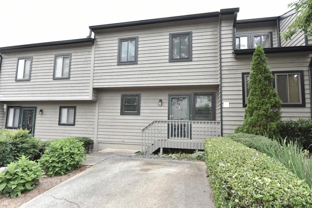 5054 Gardenia Circle, Marietta, GA 30068 — most recent listing photo