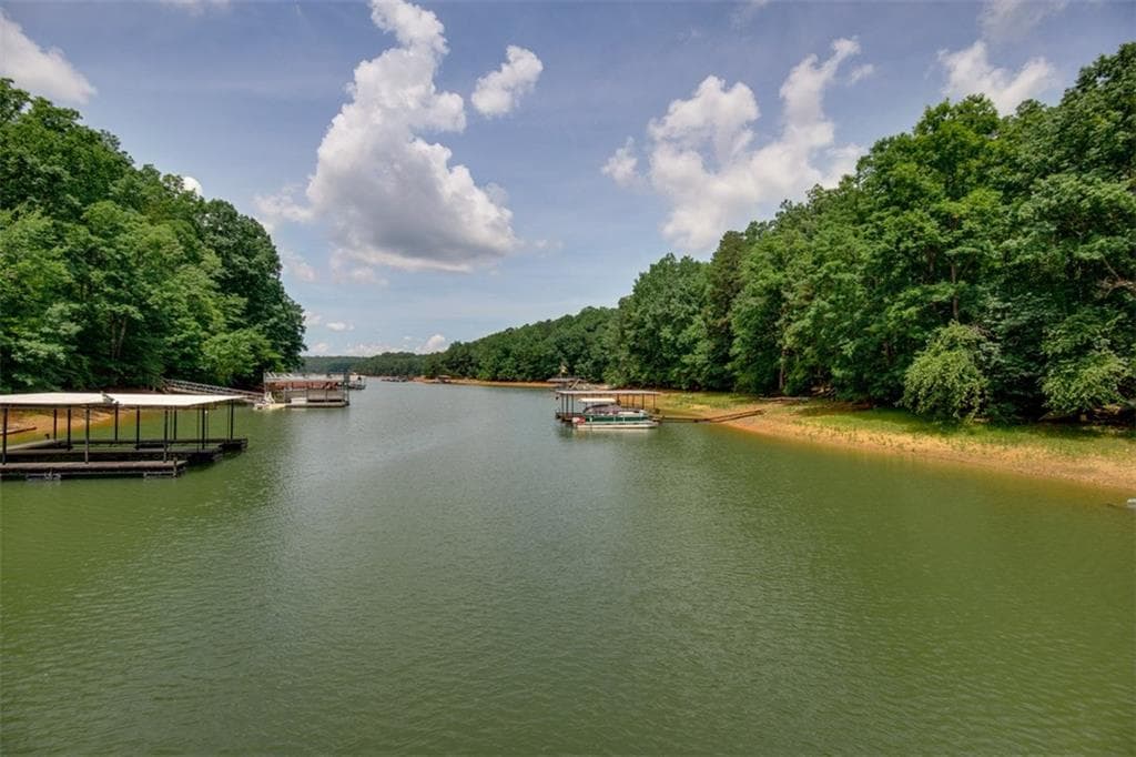 3 bedroom, 1,271 sq ft single family residence sold at 6342 CHESLA Drive, Gainesville, GA 30506