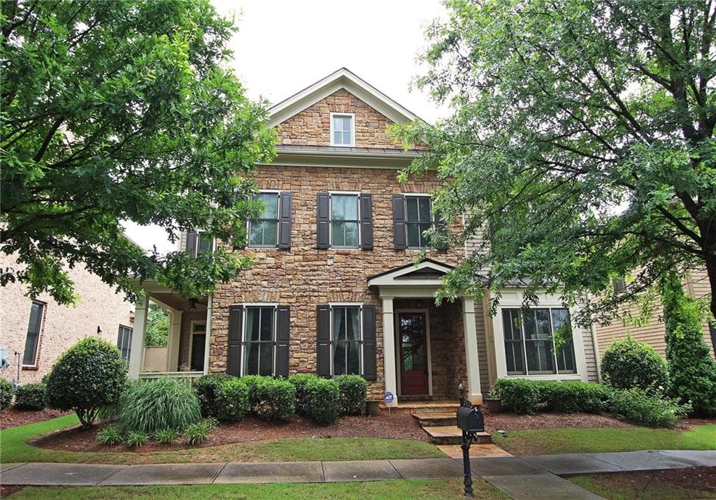 5 bedroom, 3,632 sq ft single family residence sold at 1024 Merrivale Chase, Roswell, GA 30075