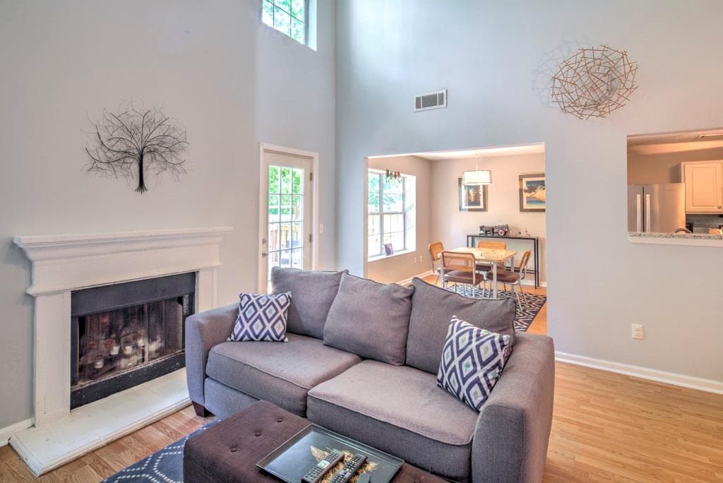 3 bedroom, 1,604 sq ft single family residence sold at 2258 Charleston Pointe, Atlanta, GA 30316