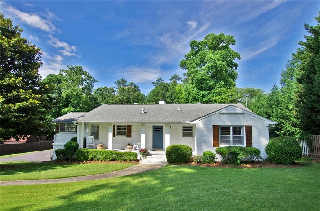 5282 Chamblee Dunwoody Road, Dunwoody, GA 30338 — most recent listing photo