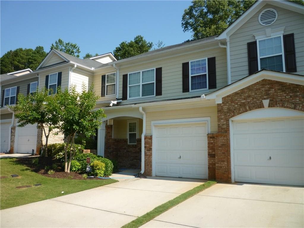 3 bedroom, 1,681 sq ft condominium sold at 4048 Carlinswood Way 4048, Stone Mountain, GA 30083
