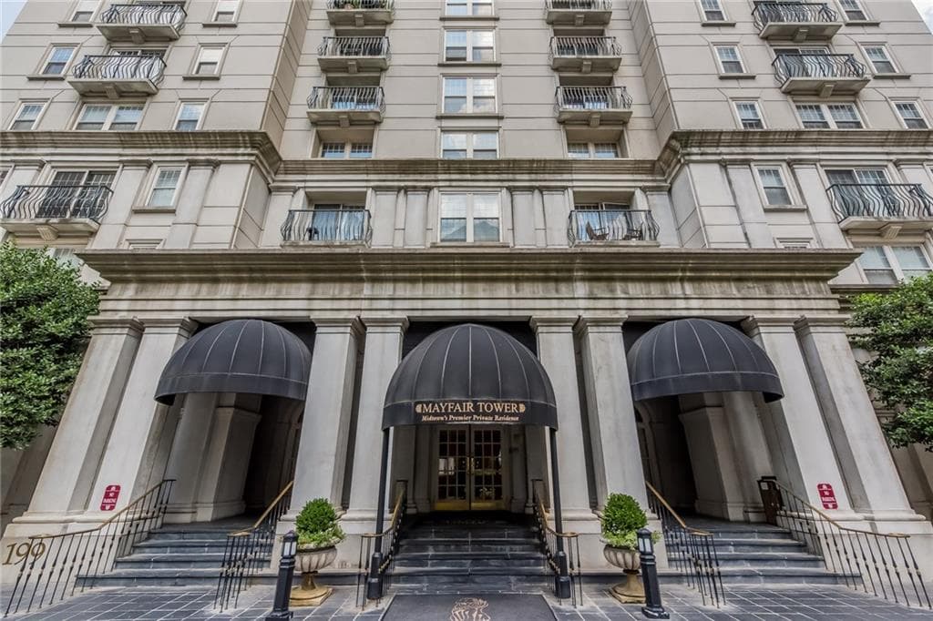 2 bedroom, 919 sq ft condominium sold at 199 14th Street 910, Atlanta, GA 30309