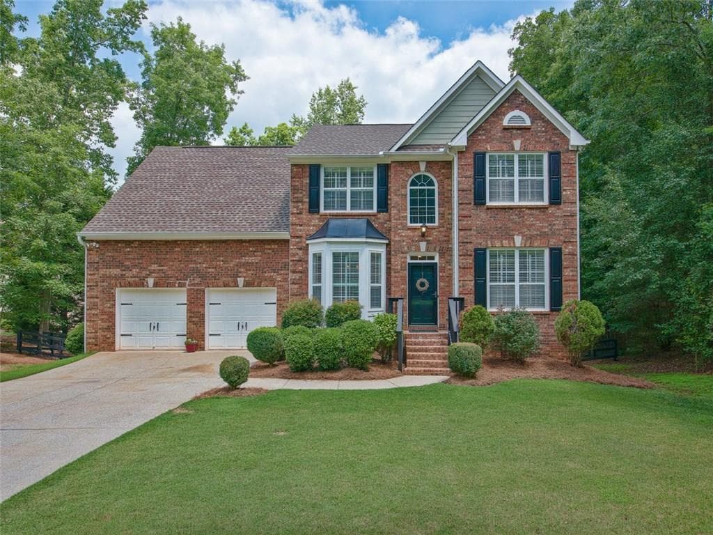 5 bedroom, 2,650 sq ft single family residence sold at 445 Northwood Cove, Alpharetta, GA 30004
