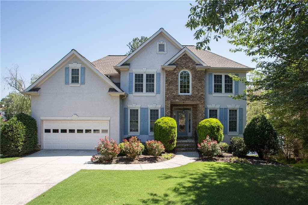 4 bedroom, 2,797 sq ft single family residence sold at 10865 Donamere Drive, Alpharetta, GA 30022