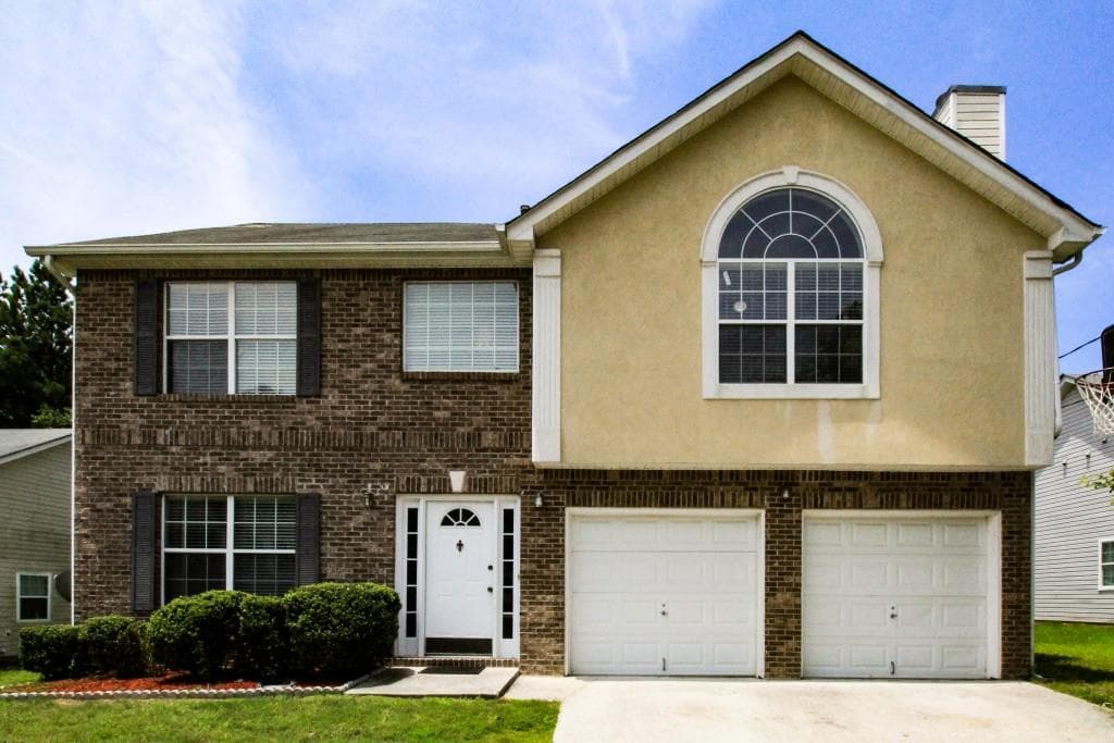 2051 Mulberry Lane, Lithonia, GA 30058 — most recent listing photo