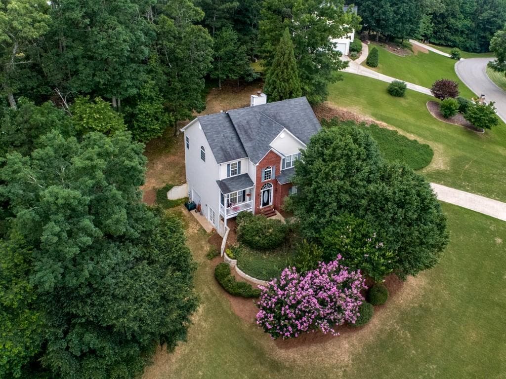 4 bedroom single family residence sold at 424 Lancaster Drive, Canton, GA 30114
