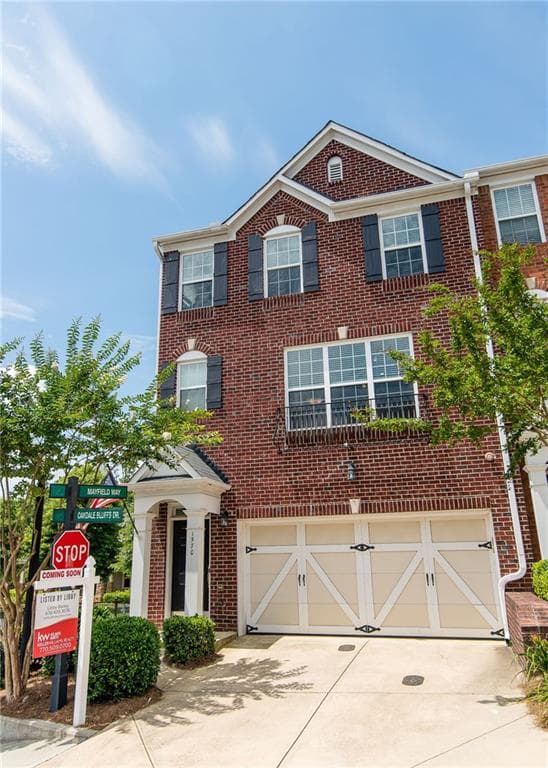 1570 Oakdale Bluffs Drive, Mableton, GA 30126 — most recent listing photo