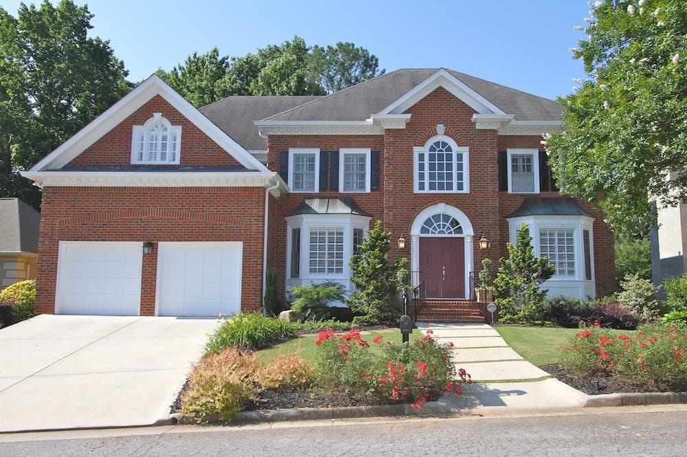 2633 Danforth Lane, Decatur, GA 30033 — most recent listing photo