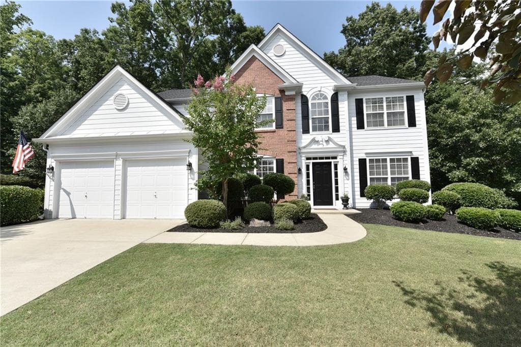 4 bedroom, 2,936 sq ft single family residence sold at 377 SKILES Court, Suwanee, GA 30024