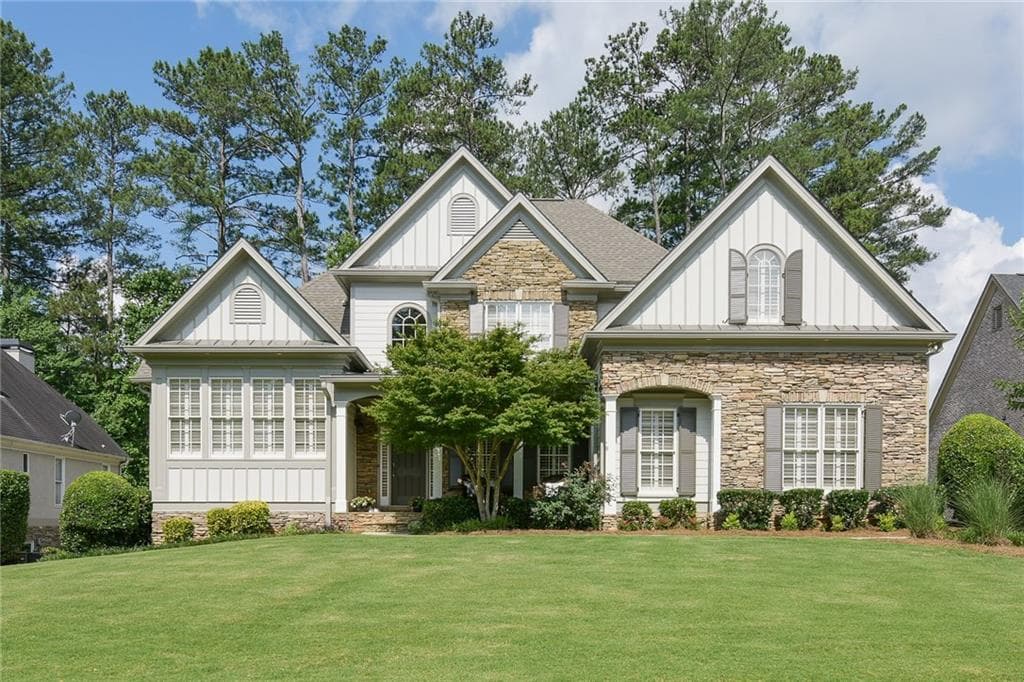 4 bedroom, 3,756 sq ft single family residence sold at 2311 Starr Lake Drive, Acworth, GA 30101