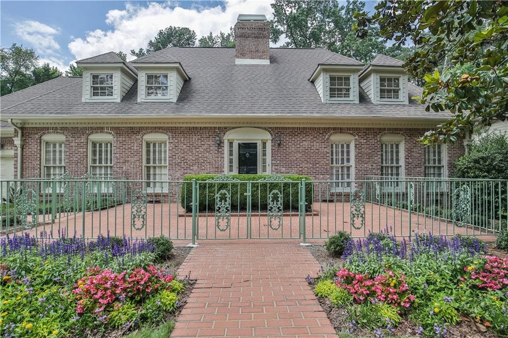5 bedroom, 4,266 sq ft single family residence sold at 2000 Briarlyn Court, Atlanta, GA 30345