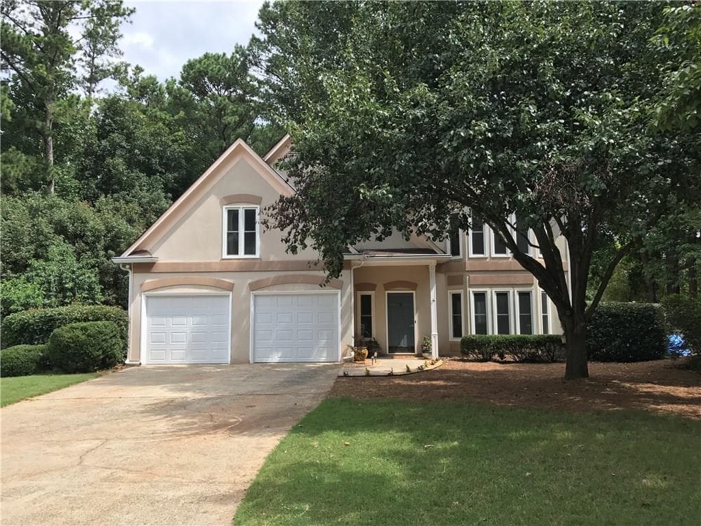 4 bedroom, 2,112 sq ft single family residence sold at 2400 Doubletree Drive, Acworth, GA 30102