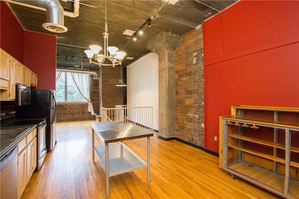172 Haynes Street 109, Atlanta, GA 30313 — most recent listing photo