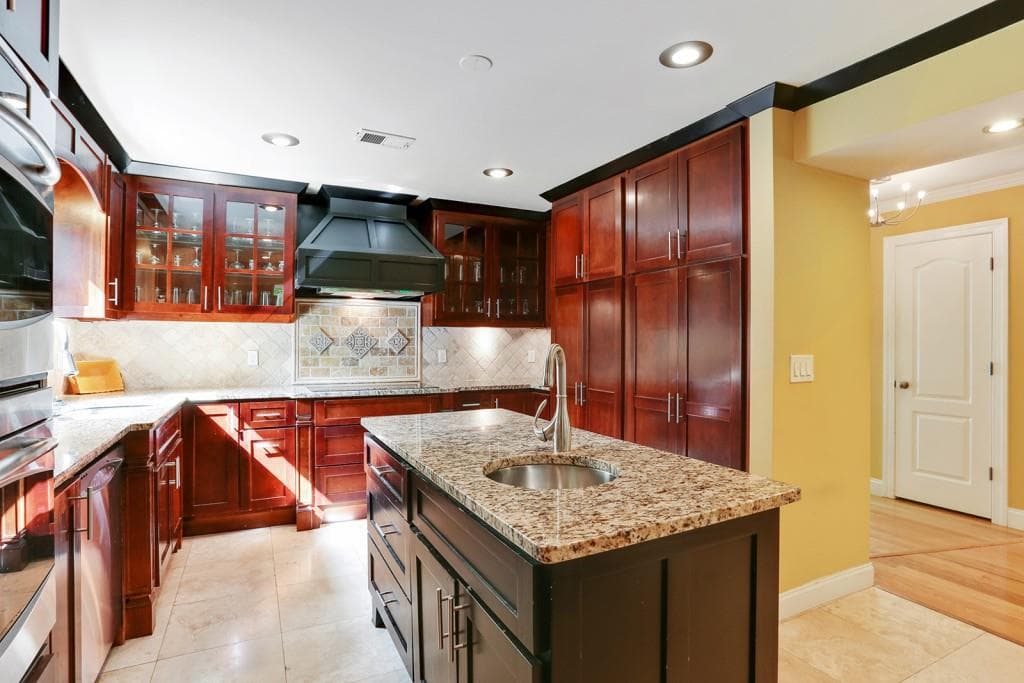 3471 Shawnee Trail, Smyrna, GA 30080 — most recent listing photo