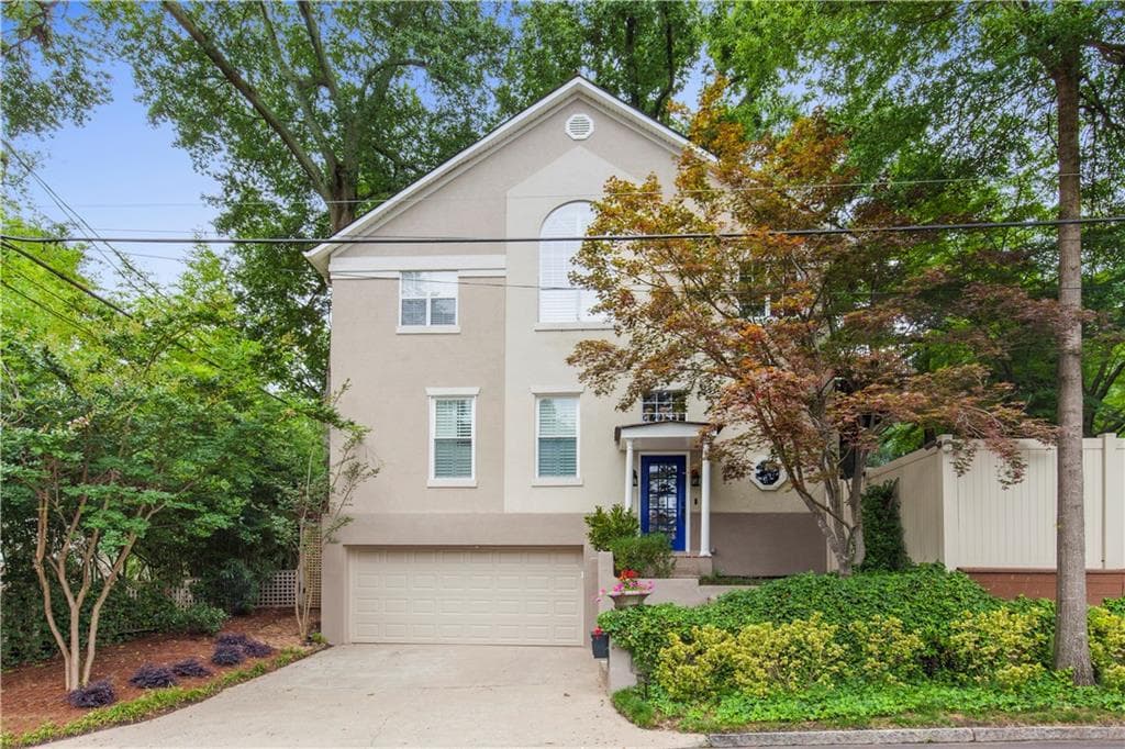 3 bedroom, 2,372 sq ft single family residence sold at 942 Taft Avenue, Atlanta, GA 30309