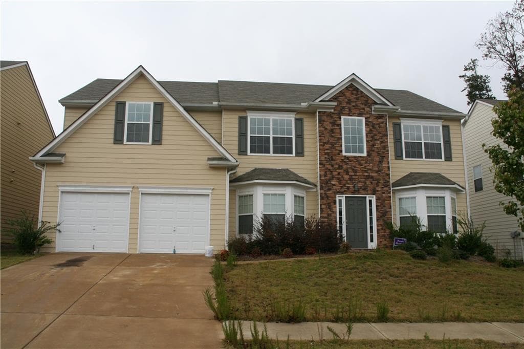 4 bedroom, 3,326 sq ft single family residence sold at 973 Lexus Drive, Lawrenceville, GA 30045