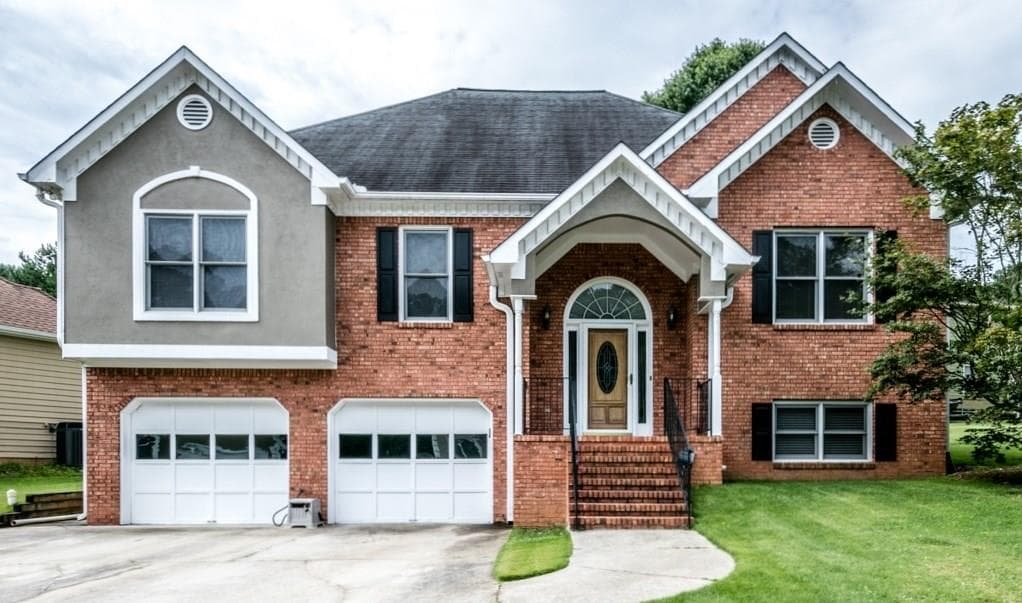 4 bedroom, 2,420 sq ft single family residence sold at 2823 Quince Lane, Acworth, GA 30101