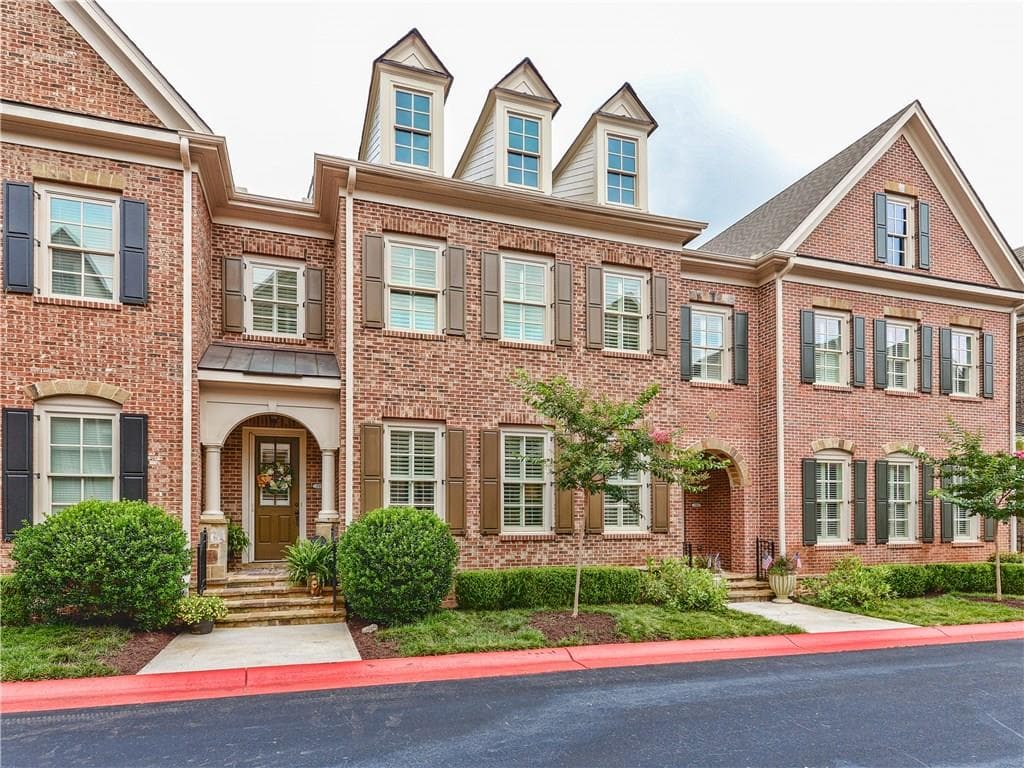 3 bedroom, 4,332 sq ft townhouse sold at 2359 Saint Davids Square 7, Kennesaw, GA 30152