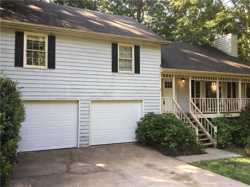 3 bedroom, 1,400 sq ft single family residence sold at 504 Chestnut Ridge, Woodstock, GA 30189